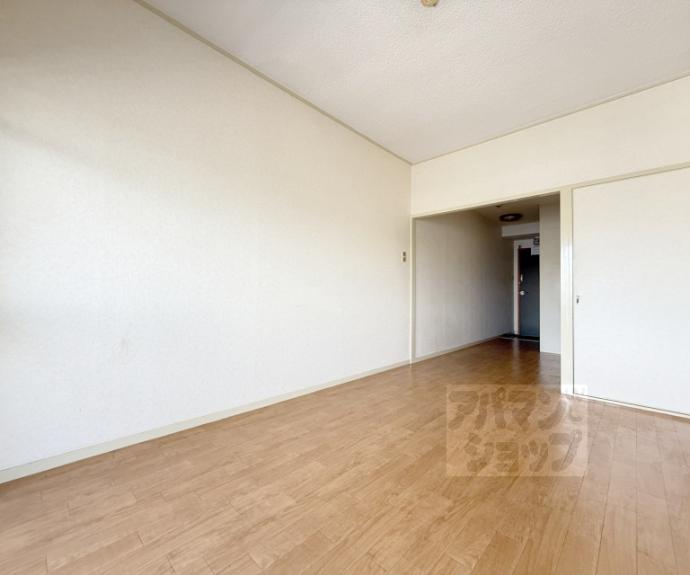 【万里小路アベニュー】間取