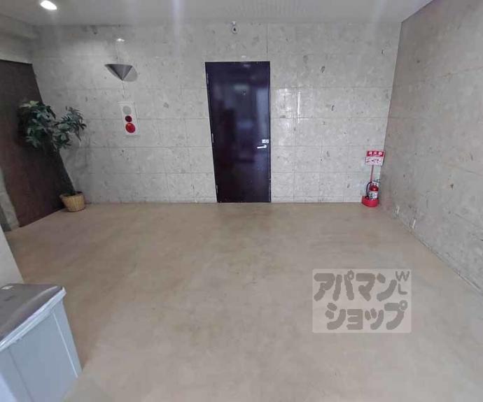 【ロイヤル河原町五条】間取