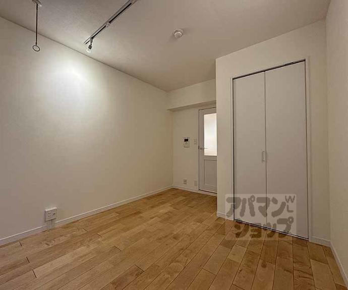 【サンフローラ三条大宮】