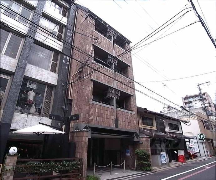 【コモド麩屋町三条】間取