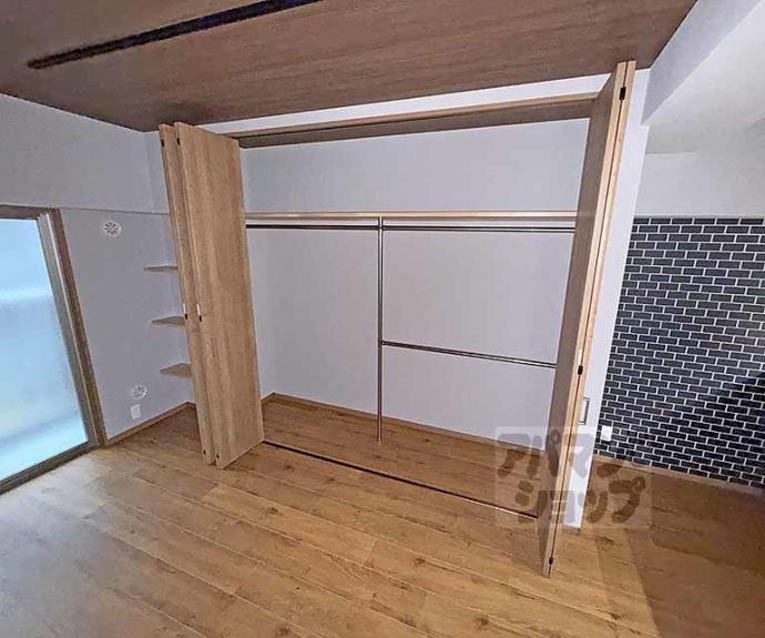 【ＳＡＫＩＺＯ　ＶＩＬＬＡ烏丸四条】間取