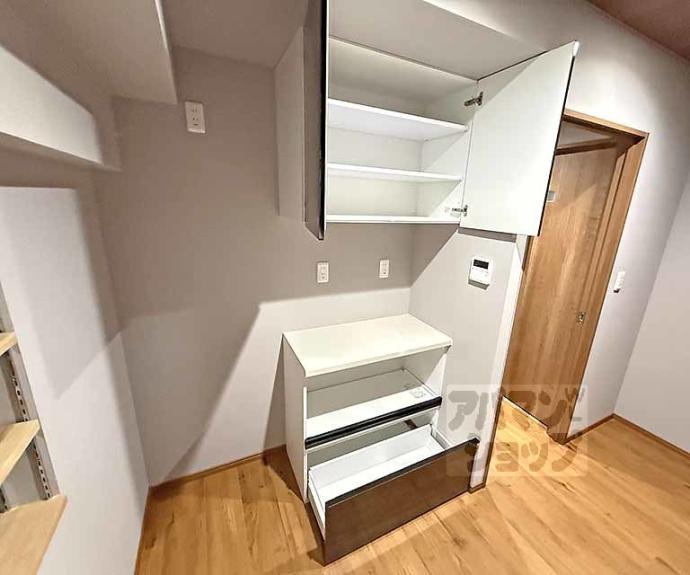 【ＳＡＫＩＺＯ　ＶＩＬＬＡ烏丸四条】間取