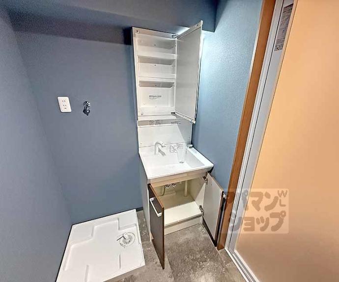 【ＳＡＫＩＺＯ　ＶＩＬＬＡ烏丸四条】間取