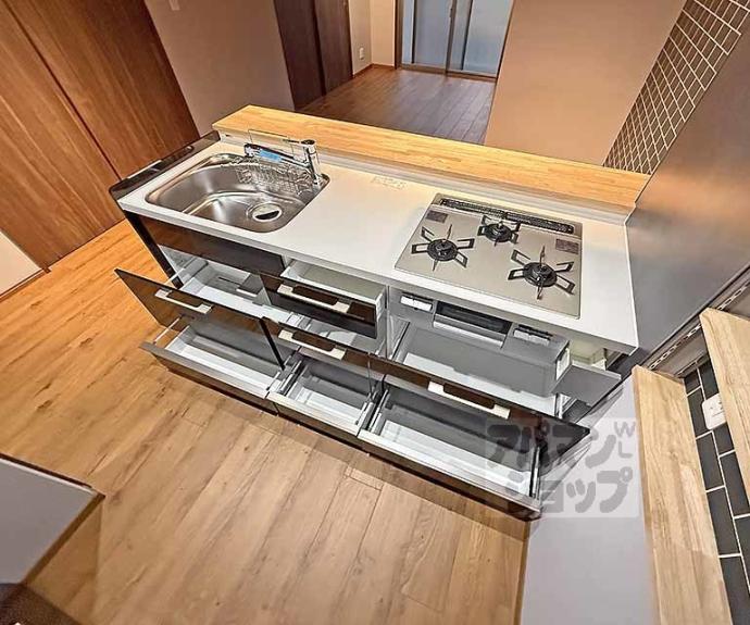 【ＳＡＫＩＺＯ　ＶＩＬＬＡ烏丸四条】間取