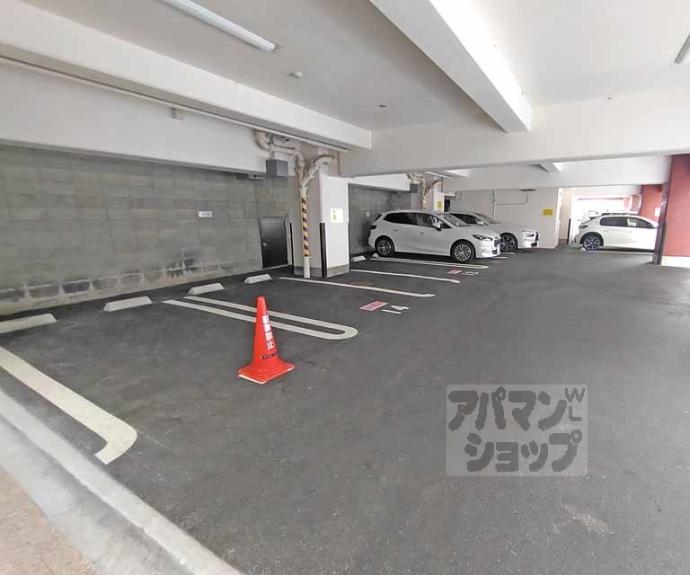【ＳＡＫＩＺＯ　ＶＩＬＬＡ烏丸四条】間取