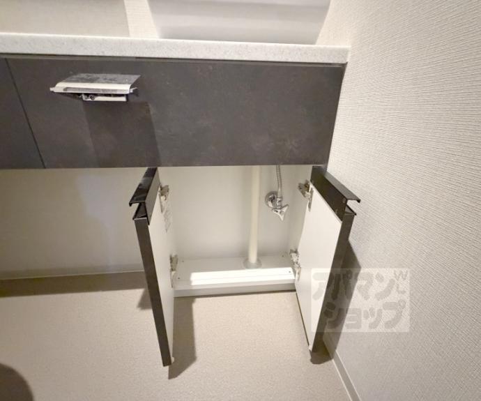 【イーグルコート二条駅ウエスト】間取