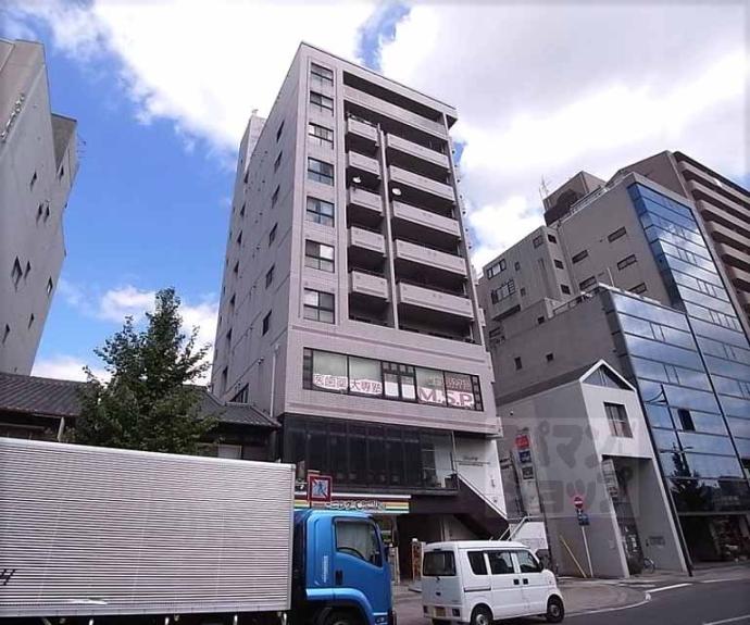 【ベルク烏丸】間取