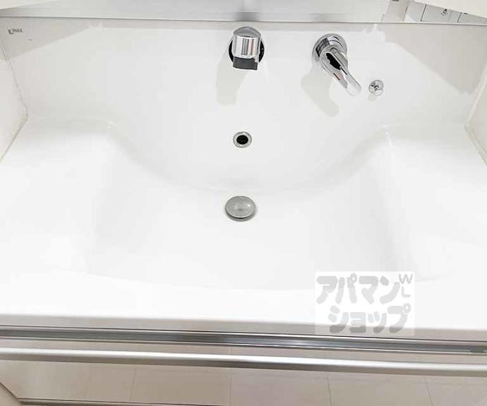 【御所西ロイヤルプラザ】間取