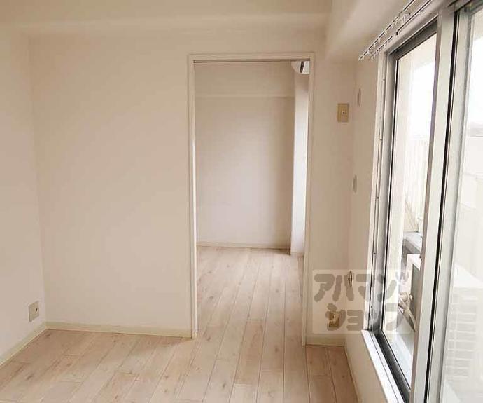 【コスモＳＴ河原町】間取