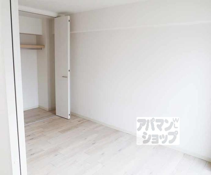 【コスモＳＴ河原町】間取