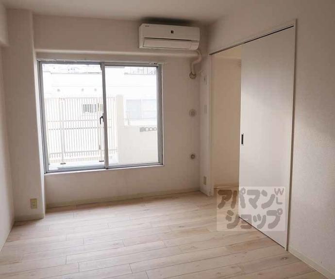 【コスモＳＴ河原町】間取