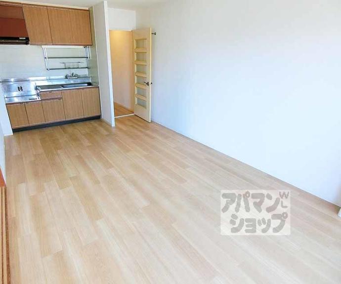【コスモＳＴ河原町】間取