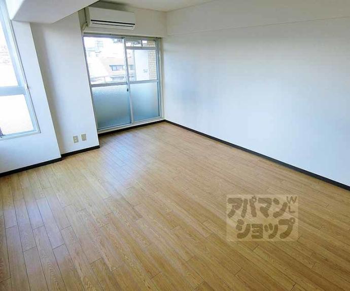 【レスポアール四条大宮】間取