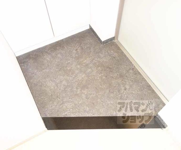 【エスリード西大路駅前】間取