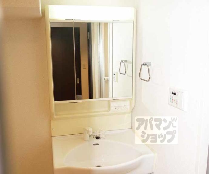 【エスリード西大路駅前】間取