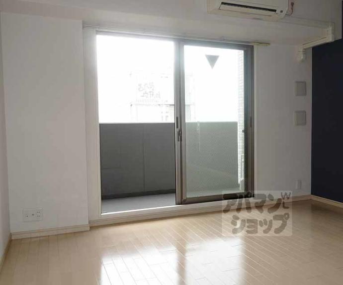 【エスリード西大路駅前】間取