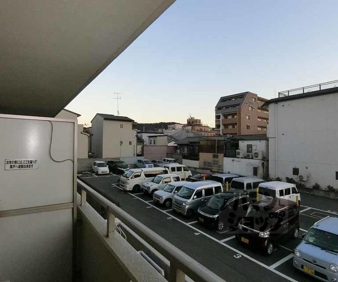 【ドミトリィ御池】間取