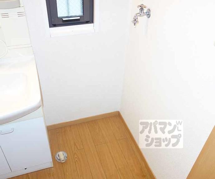 【Ｃｒｅａ　Ｃｏｕｒｔ】間取