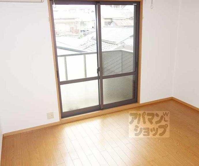 【Ｃｒｅａ　Ｃｏｕｒｔ】間取