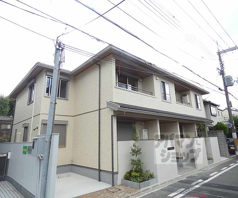 シャーメゾン室町御所西