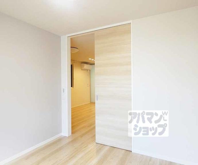 【シャーメゾン室町御所西】間取