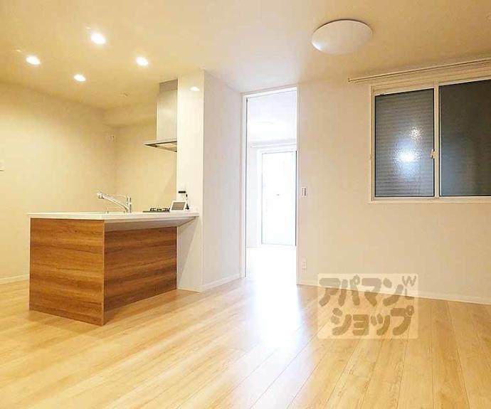 【シャーメゾン室町御所西】間取