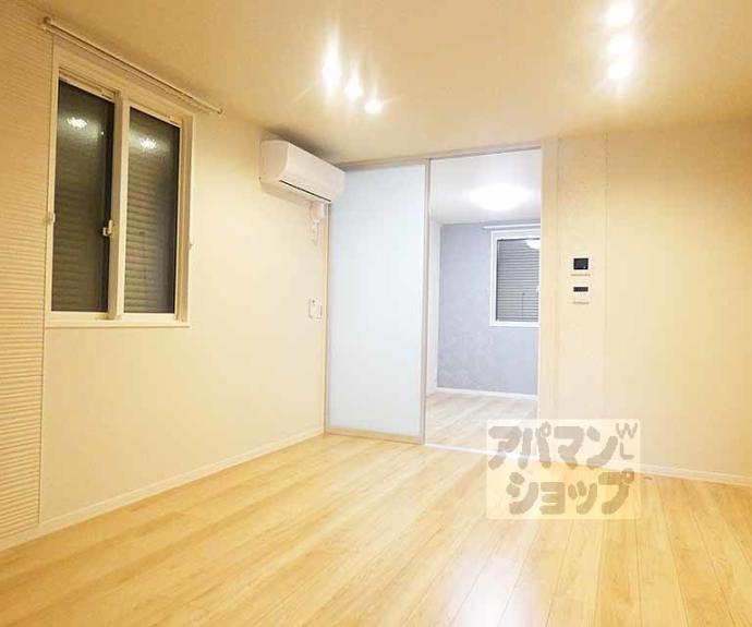 【シャーメゾン室町御所西】間取