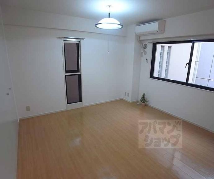 【烏丸アネックス】間取