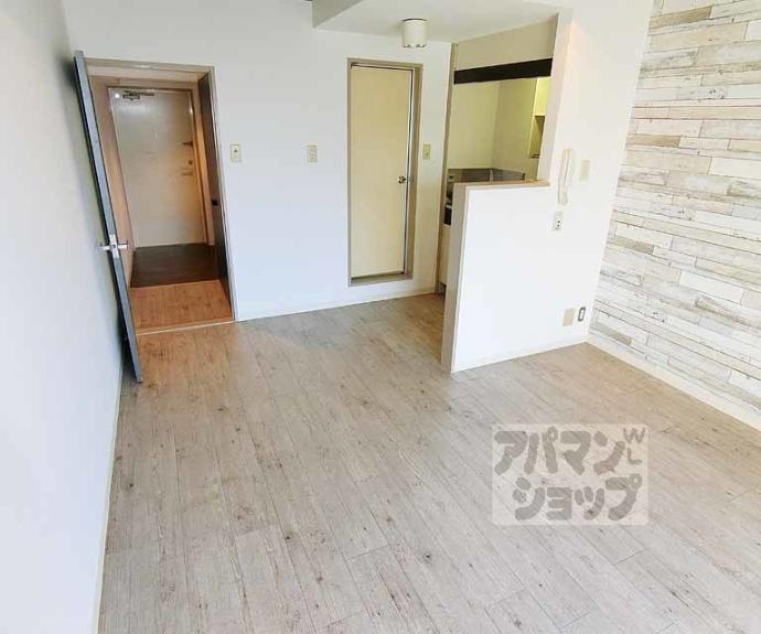 【エクセレント丸太町】間取