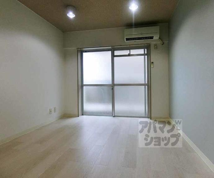 【エクセレント丸太町】間取