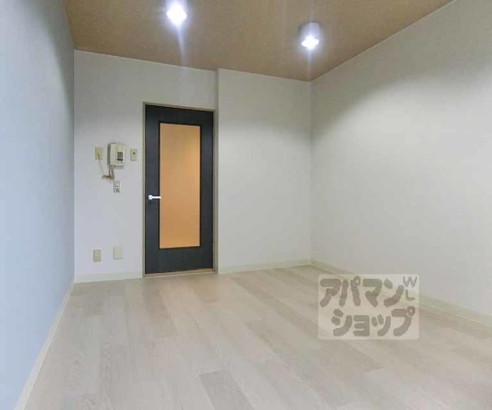 【エクセレント丸太町】間取