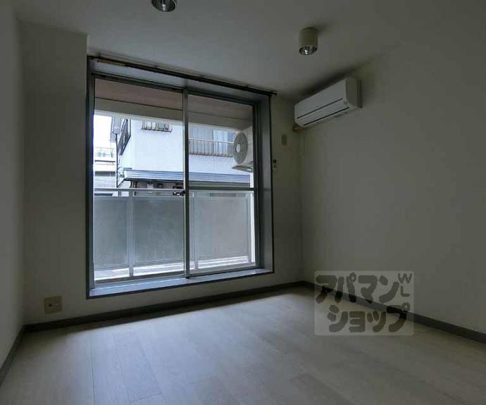 【エクセレント丸太町】間取