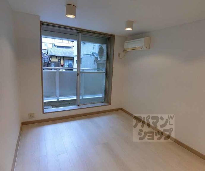 【エクセレント丸太町】間取