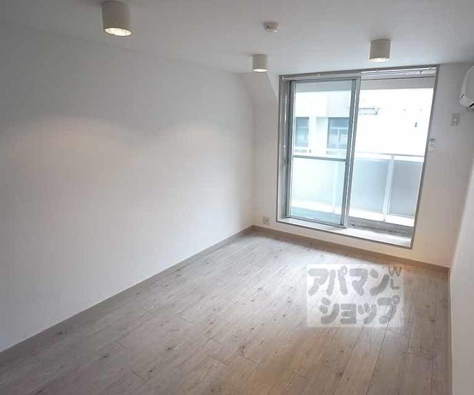 【エクセレント丸太町】間取