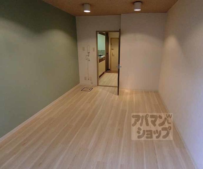 【エクセレント丸太町】間取