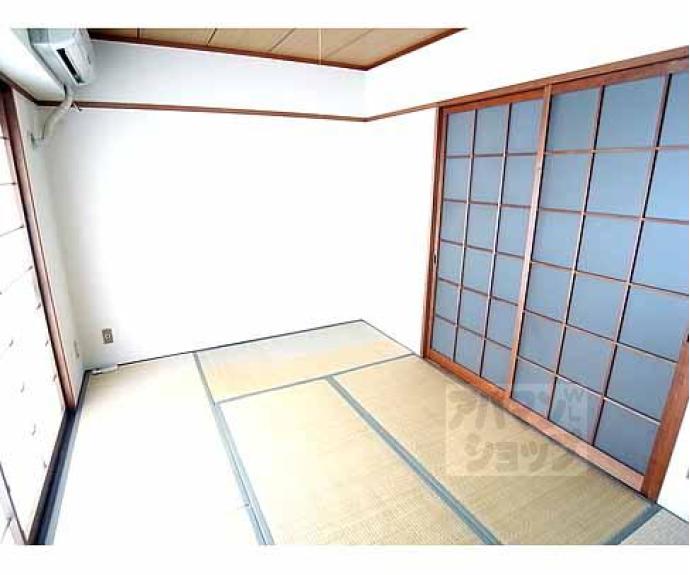 【ライオンズマンション四条大宮】間取