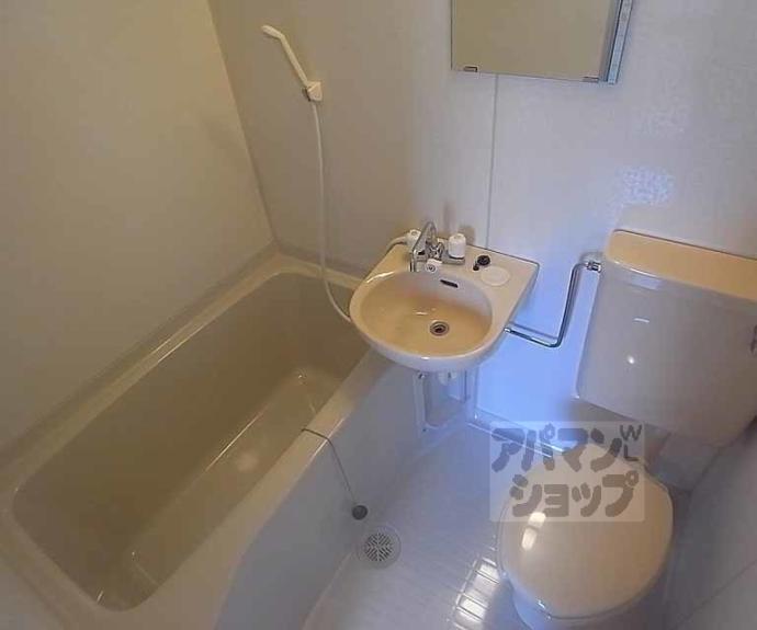 【ライオンズマンション四条大宮】間取