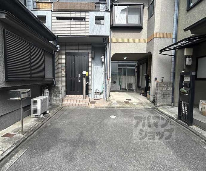 【裏築地町貸家９３－１４】間取
