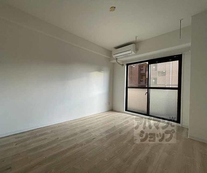 【ライオンズマンション京都河原町】間取