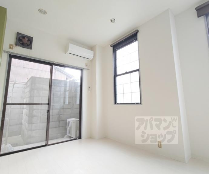 【アメリカンハウス二条】間取