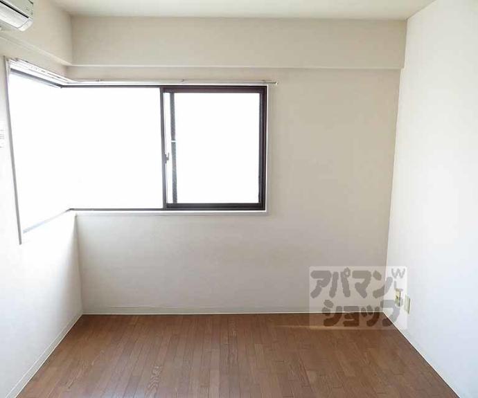 【ライオンズマンション京都三条大宮】間取