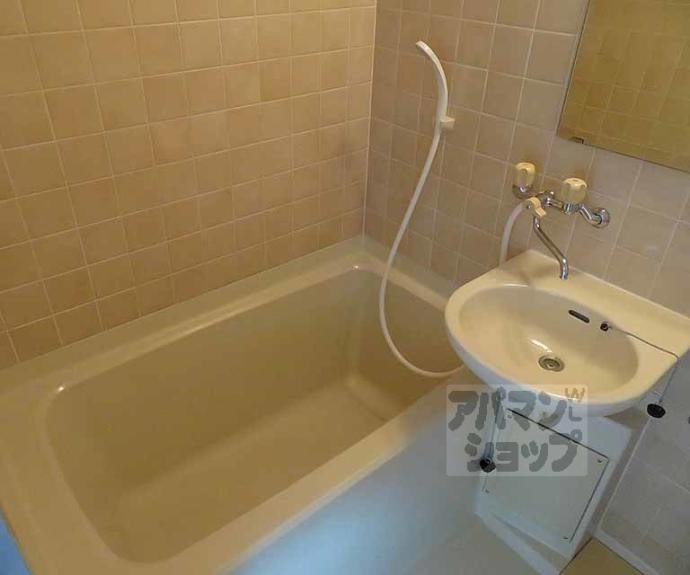 【ライオンズマンション京都三条大宮】間取