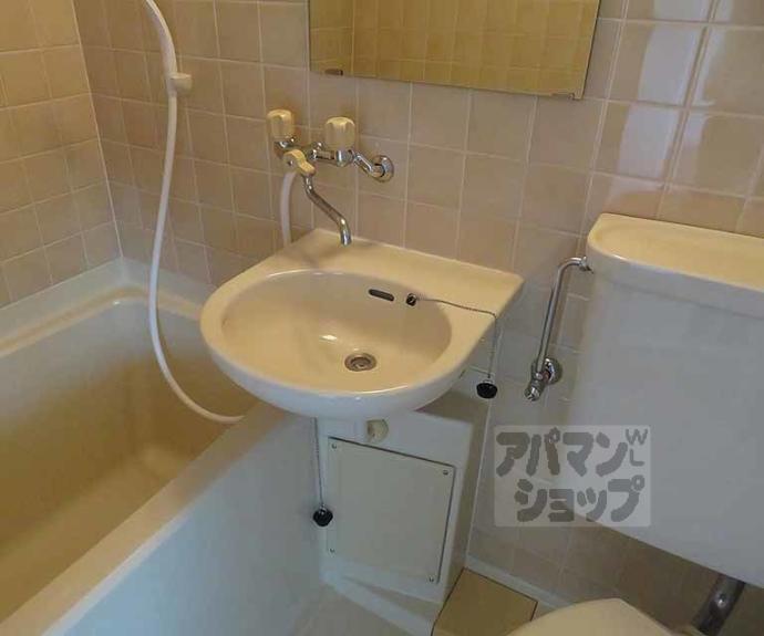 【ライオンズマンション京都三条大宮】間取