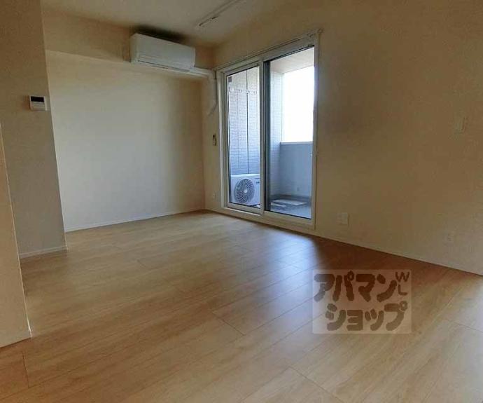 【Ｄ－ＲＯＯＭ葛野大路御池】間取