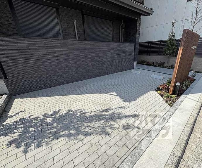 【ヴェスプッチ二条城】間取