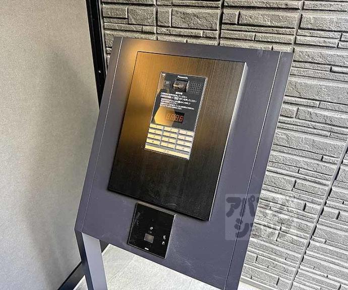 【ヴェスプッチ二条城】間取