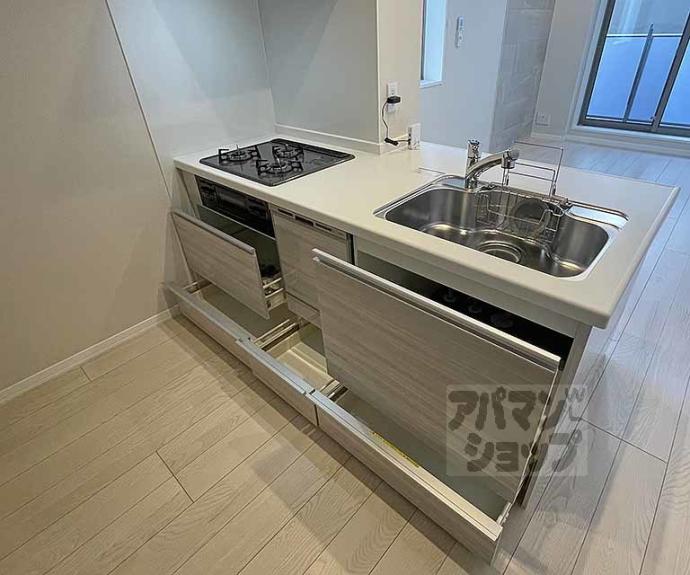 【ヴェスプッチ二条城】間取