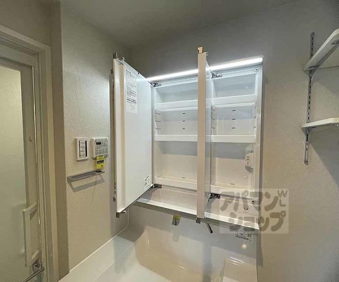 【ヴェスプッチ二条城】間取