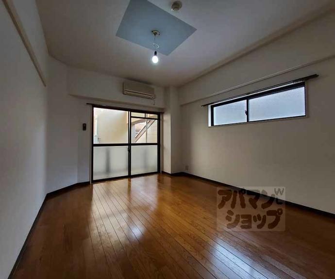 【クレイドル三条新町】間取