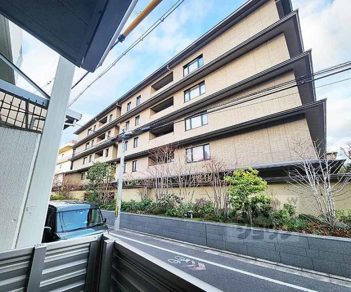 【シャーメゾン河原町荒神口】間取